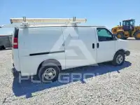 2016 Chevrolet Express photo