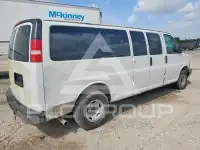 2016 Chevrolet Express photo