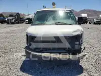 2016 Chevrolet Express photo