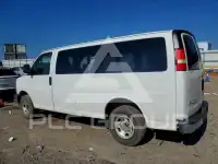 2016 Chevrolet Express фото