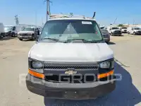 2016 Chevrolet Express фото