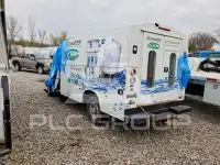 2017 Chevrolet Express photo