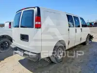 2016 Chevrolet Express photo
