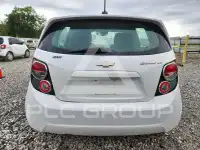 2016 Chevrolet Sonic фото