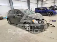 2016 Chevrolet Sonic фото