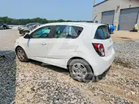 2016 Chevrolet Sonic фото