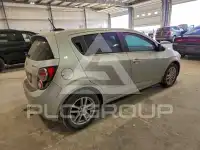 2016 Chevrolet Sonic фото