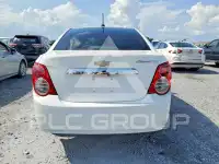 2016 Chevrolet Sonic фото