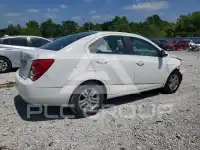2016 Chevrolet Sonic фото