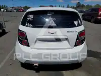 2016 Chevrolet Sonic фото
