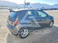 2016 Chevrolet Sonic фото