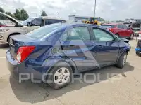 2016 Chevrolet Sonic photo