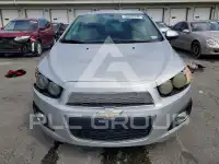 2016 Chevrolet Sonic фото