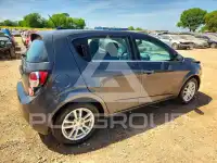 2016 Chevrolet Sonic фото