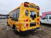 2016 Chevrolet Express фото