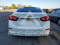 2016 Chevrolet Cruze photo