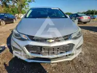 2016 Chevrolet Cruze photo
