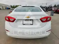 2016 Chevrolet Cruze photo