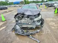 2016 Chevrolet Cruze photo