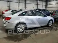 2016 Chevrolet Cruze photo