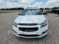 2016 Chevrolet Cruze photo