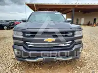 2016 Chevrolet Silverado photo
