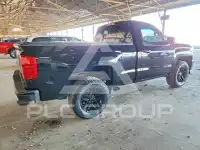 2016 Chevrolet Silverado photo