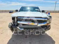 2016 Chevrolet Silverado photo