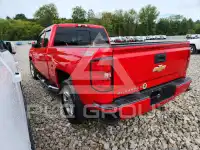 2016 Chevrolet Silverado photo