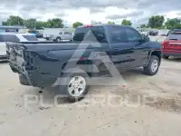 2016 Chevrolet Silverado photo