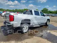 2016 Chevrolet Silverado photo