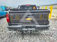 2016 Chevrolet Silverado photo