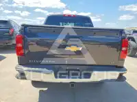 2016 Chevrolet Silverado photo