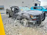 2016 Chevrolet Silverado photo