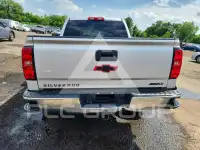 2016 Chevrolet Silverado photo