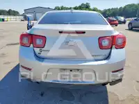 2016 Chevrolet Malibu photo