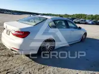 2016 BMW 740 photo
