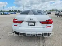 2016 BMW 740 фото