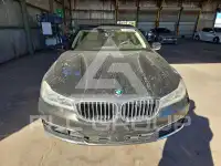 2016 BMW 750 photo