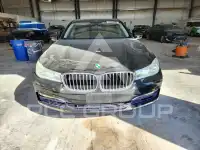 2016 BMW 750 photo
