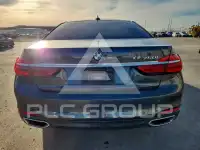 2016 BMW 750 photo