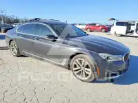 2016 BMW 750 photo