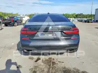 2016 BMW 750 photo