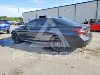 2016 BMW 750 photo