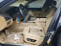 2016 BMW 750 photo