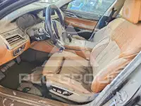 2016 BMW 750 фото