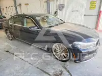 2016 BMW 750 фото