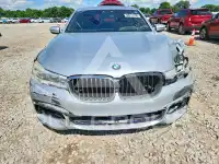 2016 BMW 750 фото