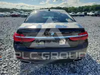 2016 BMW 750 photo