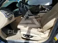 2016 BMW 750 фото